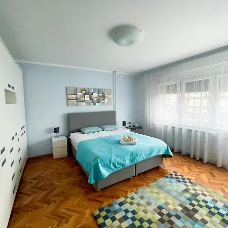 Villa Broj Jedan Delux *