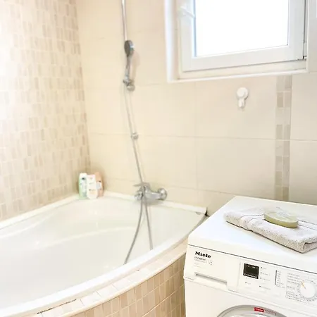 Villa Broj Jedan Delux *